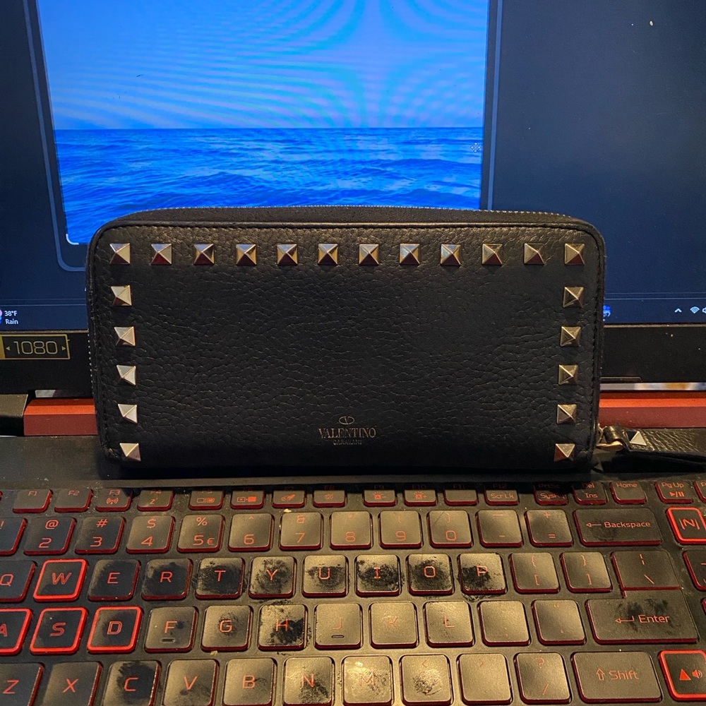 Valentino Garavani authentic Black wallet with faded gold Card Holder